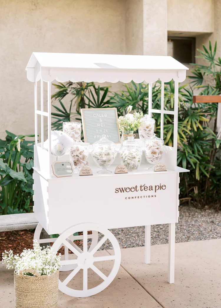 Exclusive Cloud Nougat Cart